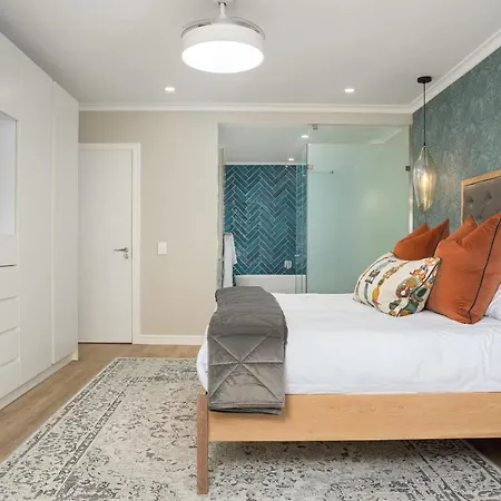 Dolphin Beach E30 Cape Town Exterior photo
