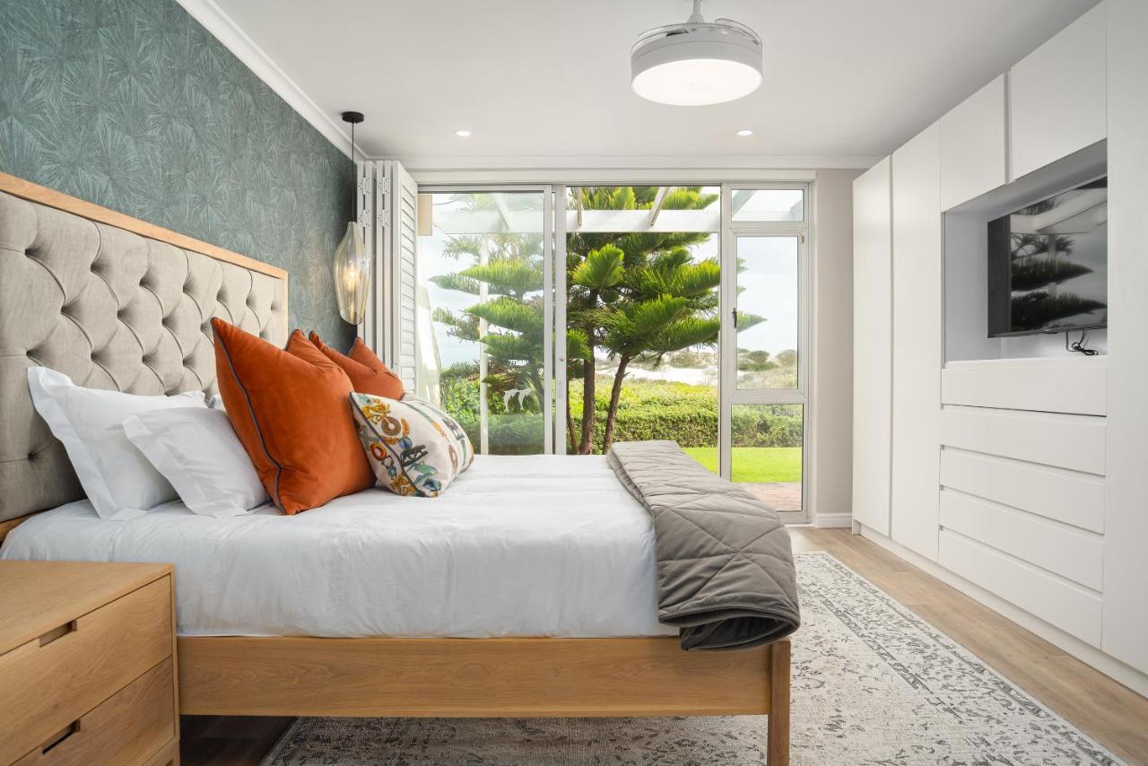 Dolphin E30 Apartment Cape Town